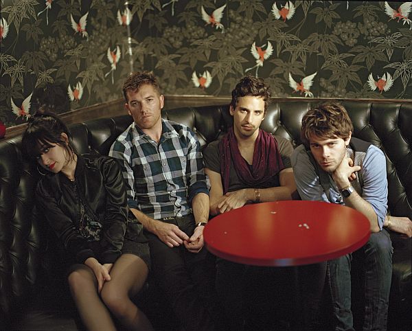 Howling Bells : Cities burning down again, le clip